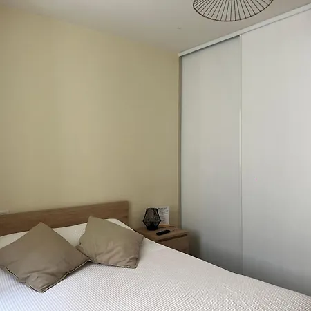 De La Planèze Hotel