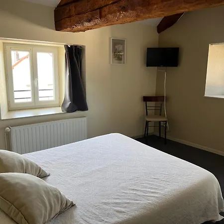 Hotel De La Planèze 3*